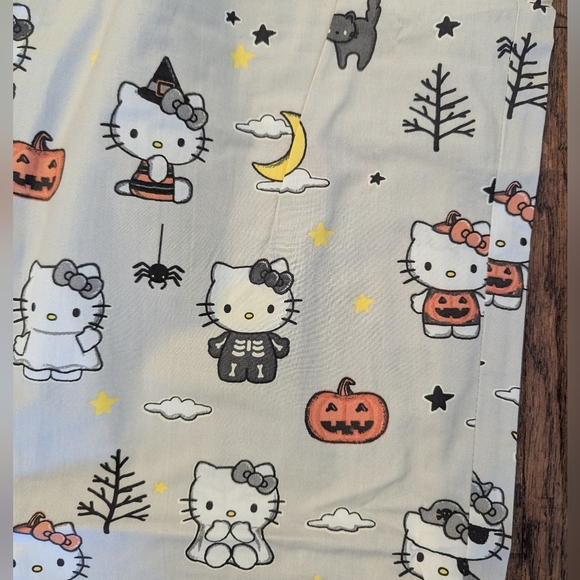 Pottery Barn teen Hello Kitty Glow-in-the-Dark Loose Fit Cotton Pajamas W Sz XS - Picture 13 of 14